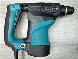 Makita HR2811F 1-1/8